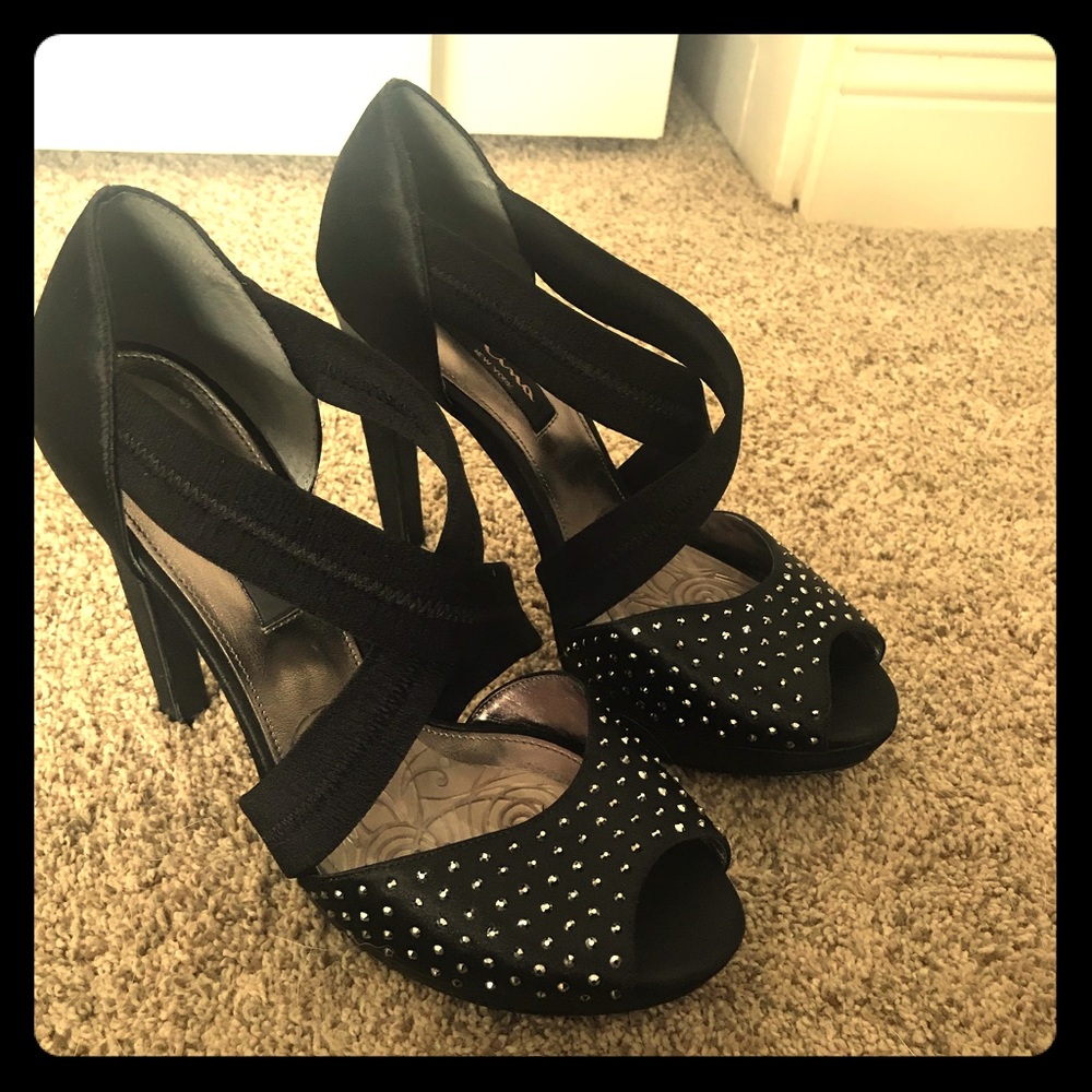 Nina Black Sparkle Size 8.5